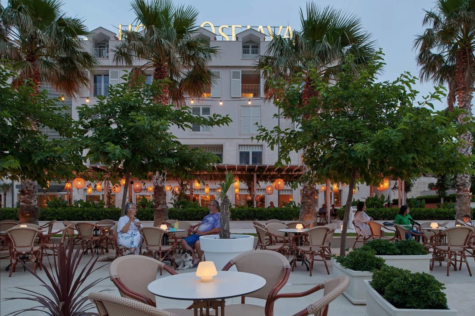 Caffe bar i slastičarnica Kantun