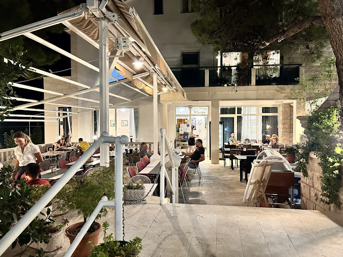 Restoran Burin Restaurant - Slika 1