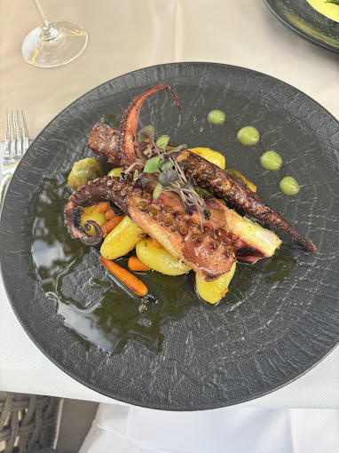 Restoran Wine and Restaurant Castellum - Slika 5