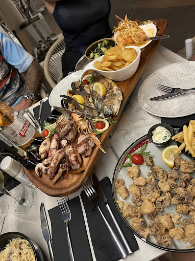 Restoran Dinners Delight - Slika 10