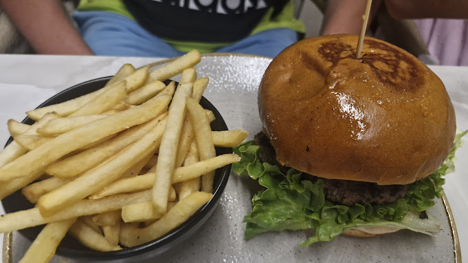 Restoran Dinners Delight - Slika 6