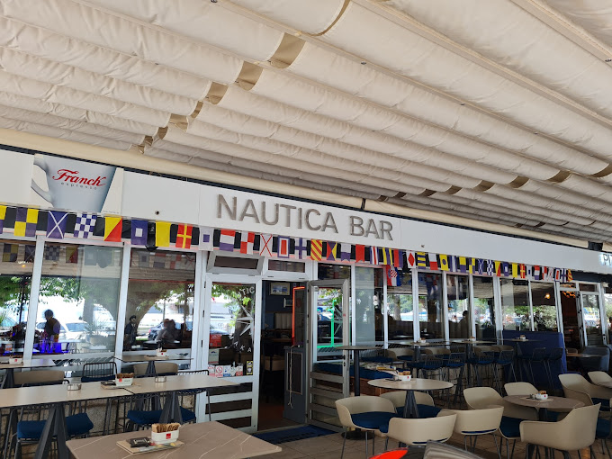 Nautica Bar